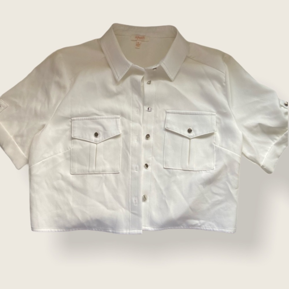 🌵4/$20 apeach White Cropped Button Down Short Sleeve Top